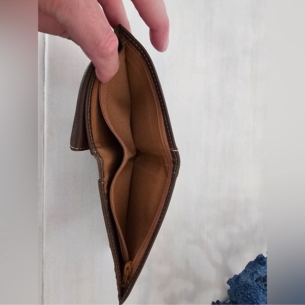 Carhartt Mens Leather Wallet - Picture 7 of 8